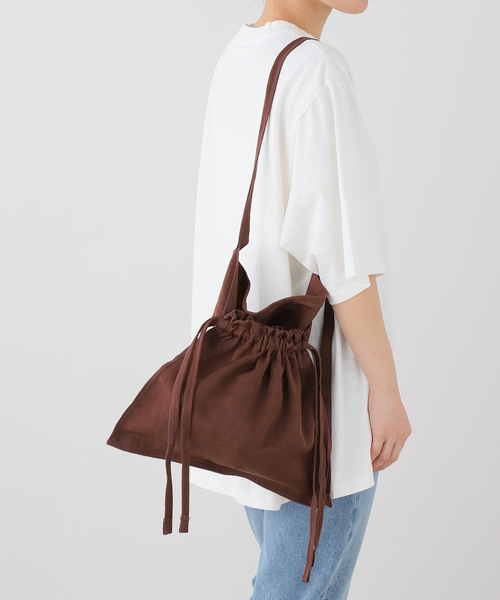 ITTI（イッチ）の「ITTI/イッチ MARY RED CROSS BAG ITTIBAG-181-CB（クラッチバッグ・レディース・ブラウン/ブラック・FREE）」の11枚目の写真