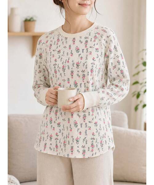 JEMORGAN(ジェーイーモーガン)の「【JEMORGAN LONG JOHNS】 CVCワッフル 花柄ラグランクルーネックパック入りロンT(JC090-59S)(Tシャツ/カットソー・レディース・ホワイト/トップグレー/ホワイト系1・フリー)」の1枚目の写真