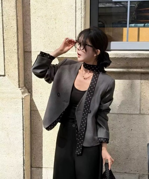 Ritzy(リッツィー)の「水玉リボン付き Vネックショートジャケット(テーラードジャケット・レディース・ブラック/グレー・M)」の8枚目の写真