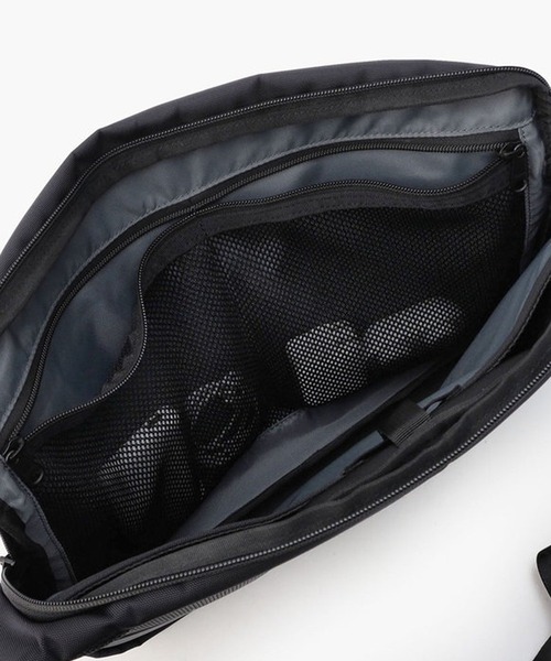 BRIEFING(ブリーフィング)の「BRIEFING/ MFC LAPTOP SACOCHE / BRA241L59(ショルダーバッグ・メンズ・ブラック・FREE)」の8枚目の写真