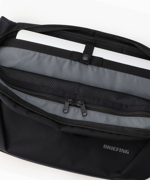BRIEFING(ブリーフィング)の「BRIEFING/ MFC LAPTOP SACOCHE / BRA241L59(ショルダーバッグ・メンズ・ブラック・FREE)」の11枚目の写真