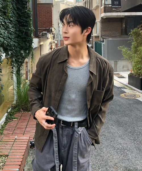 MINDBRIDGE（マインドブリッジ）の「[COUTURE] スエード セミオーバーサイズ シャツ型ジャケット - 2color（ライダースジャケット・メンズ・ブラック/ダークベージュ・100/110/95/105）」の8枚目の写真