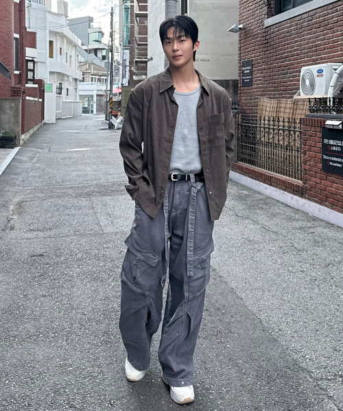 MINDBRIDGE（マインドブリッジ）の「[COUTURE] スエード セミオーバーサイズ シャツ型ジャケット - 2color（ライダースジャケット・メンズ・ブラック/ダークベージュ・100/110/95/105）」の9枚目の写真