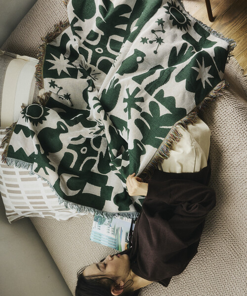 FREAK'S STORE(フリークスストア)の「JACQUARD HOME THROWKET フォークロア・ジャカード織 マルチスローケット(ブランケット・レディース・ベージュ/グリーン/ブラウン・ONE SIZE)」の3枚目の写真