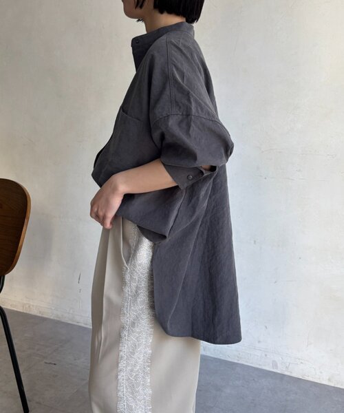 Jena espace merveilleux(ジェナ エスパスメルヴェイユ)の「ピーチスキンシャツ(シャツ/ブラウス・レディース・アイボリー/ピンク/チャコールグレー・FREE)」の19枚目の写真