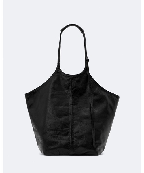 ALLSAINTS(オールセインツ)の「SILOH LEATHER MAGAZINE TOTE BAG | SILOH レザー マガジン トート バッグ(トートバッグ・レディース・ブラック・ONE SIZE)」の5枚目の写真