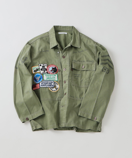 JOURNAL STANDARD（ジャーナルスタンダード）の「ヘリンボーン ツイル ミリタリー ジャケット（シャツ/ブラウス・メンズ・カーキ/オリーブ/ブラック/ブラック系その他・LARGE/MEDIUM）」の3枚目の写真