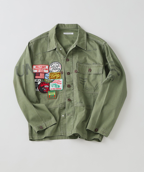 JOURNAL STANDARD（ジャーナルスタンダード）の「ヘリンボーン ツイル ミリタリー ジャケット（シャツ/ブラウス・メンズ・カーキ/オリーブ/ブラック/ブラック系その他・LARGE/MEDIUM）」の4枚目の写真