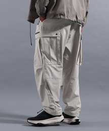 NUMERALS（ヌメラルズ）の「[NUMERALS]FREE MOVEMENT UTILITY CARGO PANTS（カーゴパンツ）」