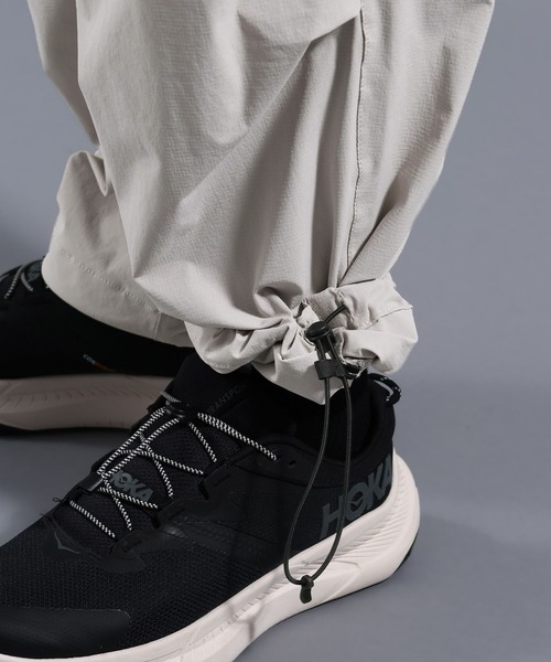 NUMERALS（ヌメラルズ）の「[NUMERALS]FREE MOVEMENT UTILITY CARGO PANTS（カーゴパンツ・メンズ・グリーン/ブラック/グレー・MEDIUM/LARGE）」の4枚目の写真