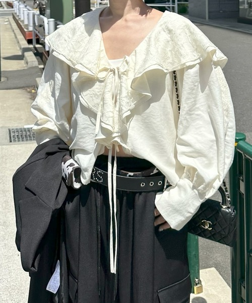 Alley Tokyo(アリートーキョー)の「フリフリおっきめヴィンテージっぽブラウス(シャツ/ブラウス・レディース・サックスブルー/オフホワイト・FREE)」の7枚目の写真