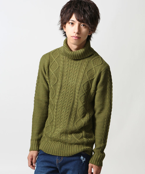 ZIP FIVE（ジップファイブ）の「ケーブルタートルニット【ローゲージニット】（ニット/セーター・メンズ・キャメル/ホワイト×ネイビー/アイボリー/ブラック/ワイン/カーキ/ホワイト×ブラック/グレー/ブルー/ダークグリーン/オフホワイト/ネイビー/ベージュ・LARGE/X-LARGE/MEDIUM/SMALL）」の9枚目の写真