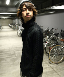 ZIP FIVE | ケーブルタートルニット(ニット/セーター)