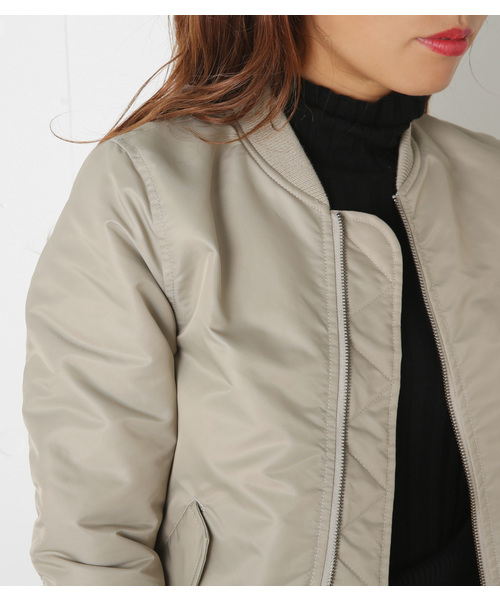 SLY（スライ）の「COMFY MA-1（ブルゾン・レディース・カーキ/ブラック/ライトグレー・2/1）」の5枚目の写真