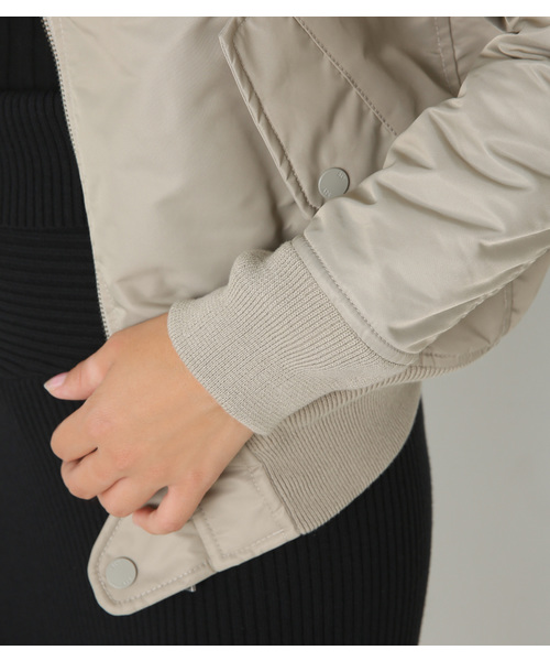 SLY（スライ）の「COMFY MA-1（ブルゾン・レディース・カーキ/ブラック/ライトグレー・2/1）」の6枚目の写真