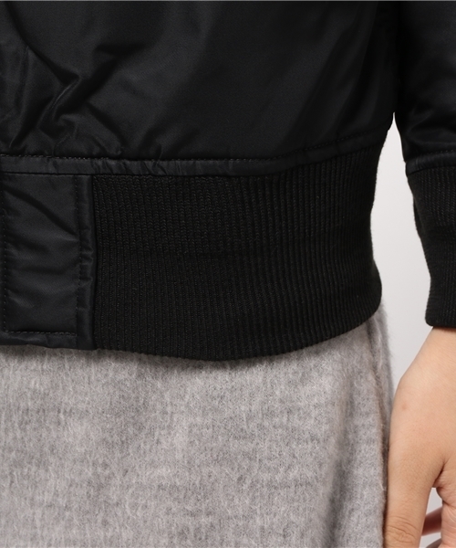 SLY（スライ）の「COMFY MA-1（ブルゾン・レディース・カーキ/ブラック/ライトグレー・2/1）」の16枚目の写真