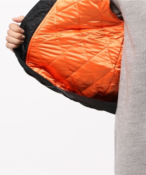 SLY（スライ）の「COMFY MA-1（ブルゾン・レディース・カーキ/ブラック/ライトグレー・2/1）」の17枚目の写真