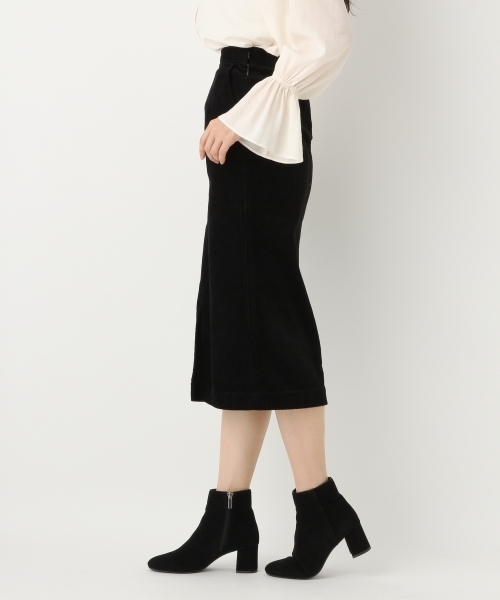 A part by（アパートバイ）の「スリットコーデュロイスカート 737632 （スカート・レディース・オフホワイト/マスタード/ブラック・MEDIUM/LARGE）」の8枚目の写真