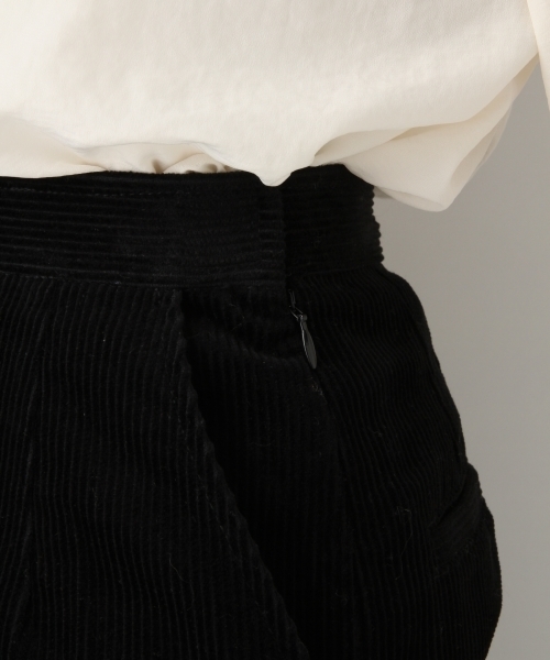 A part by（アパートバイ）の「スリットコーデュロイスカート 737632 （スカート・レディース・オフホワイト/マスタード/ブラック・MEDIUM/LARGE）」の12枚目の写真