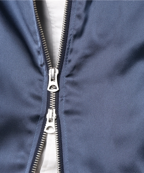 STUDIOUS（ステュディオス）の「【STUDIOUS】トリアセテートサテンスカジャン（ブルゾン・メンズ・ベージュ/ダークグレー/ブルー/ブラウン・1/3/2）」の11枚目の写真