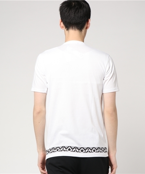 VENCEEXCHANGE(ヴァンスエクスチェンジ)の「天竺球心星プリントCN半袖T (Tシャツ/カットソー・メンズ・ブラック/オフホワイト・SMALL/LARGE/MEDIUM)」の4枚目の写真