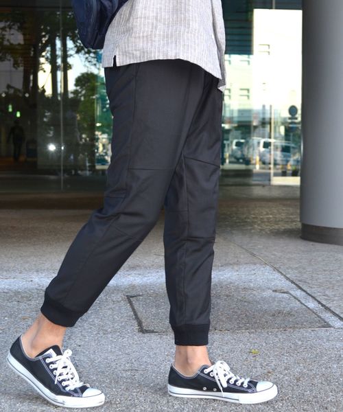 SHIPS（シップス）の「SU: T/R スリムジョガー 9分丈パンツ■（その他パンツ・メンズ・ブラック/ネイビー/グレー・LARGE/MEDIUM/SMALL/X-LARGE）」の9枚目の写真