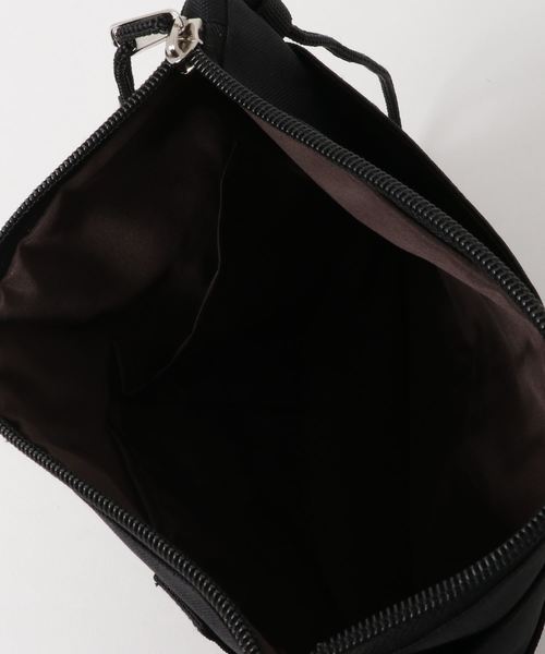 rovtski（ロフトスキー）の「POLY CVサコッシュ（ショルダーバッグ・メンズ・ブラック/グリーン/レッド/マスタード/ネイビー/グレー・FREE）」の8枚目の写真