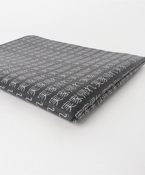 FABRICK(ファブリック)の「FABRICK KEN KAGAMI DOCUMENT CASE A4(クラッチバッグ・メンズ・ブラック系その他・FREE)」の3枚目の写真