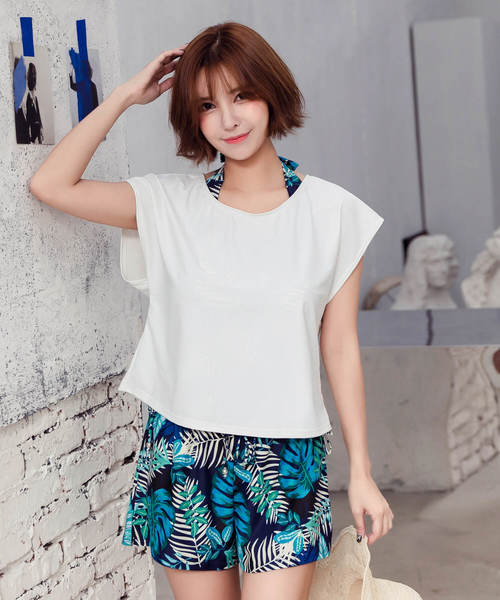 Angel Luna(エンジェルルナ)の「//新色追加【14色】水着 レディース Tシャツ タンキニ ショートパンツ インナーショーツ付 体型カバー 水着 swimwear セットアップ(5点セット)(水着)」|ホワイト系その他2