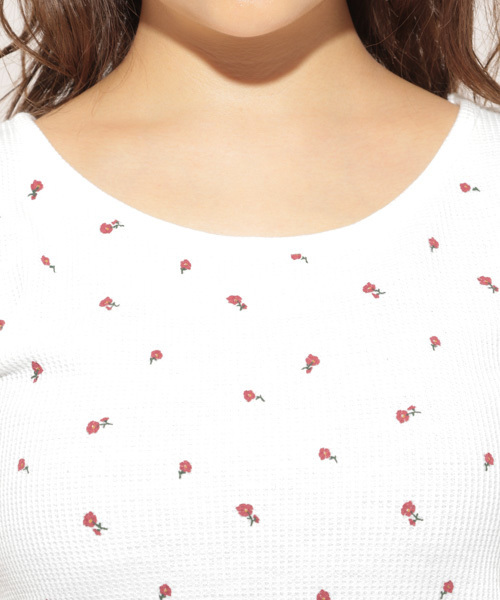 apres jour(アプレジュール)の「花柄ワッフルTシャツ【ZOZOTOWN限定アイテム】(Tシャツ/カットソー・レディース・ベージュ/オフホワイト・フリー)」の15枚目の写真