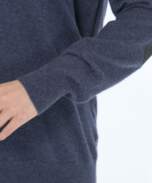 JOSEPH(ジョセフ)の「CASHMERE 12GG Vネック+パッチ ニット(ニット/セーター・レディース・グレー系/ブラック系/ダルブルー系・MEDIUM)」の7枚目の写真