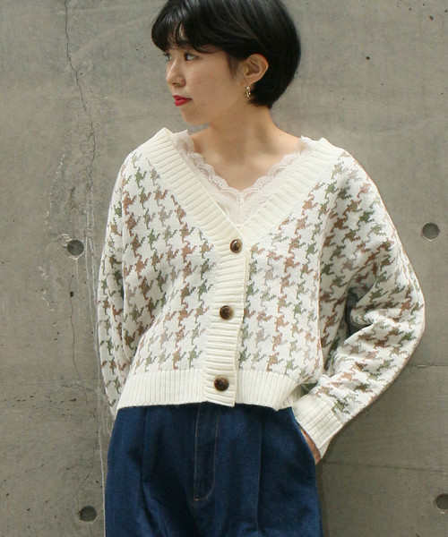 AS KNOW AS PINKY（アズノゥアズピンキー）の「☆ZOZO限定☆ジャガードチェックカーデ【カーディガン】（カーディガン/ボレロ・レディース・ホワイト/グレー/モカ/ライトベージュ・FREE）」の2枚目の写真