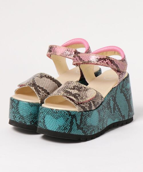 YOSUKE（ヨースケ）の「「YOSUKE/ヨースケ」フラット厚底サンダル（サンダル・レディース・カーキ/クリアブラック/ガンメタ/ベージュ/シルバー/ベージュ系その他/イエロー/ブラック×ブルー/ライトベージュ/オフホワイト/シルバー系その他/ブラック系その他3・LL/M/L/S）」の7枚目の写真