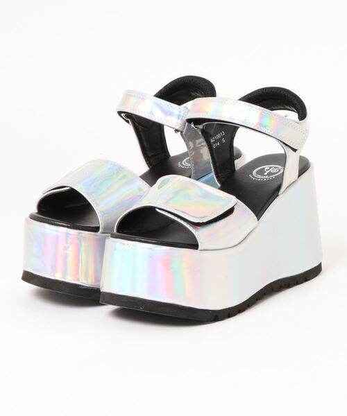 YOSUKE（ヨースケ）の「「YOSUKE/ヨースケ」フラット厚底サンダル（サンダル・レディース・カーキ/クリアブラック/ガンメタ/ベージュ/シルバー/ベージュ系その他/イエロー/ブラック×ブルー/ライトベージュ/オフホワイト/シルバー系その他/ブラック系その他3・LL/M/L/S）」の11枚目の写真