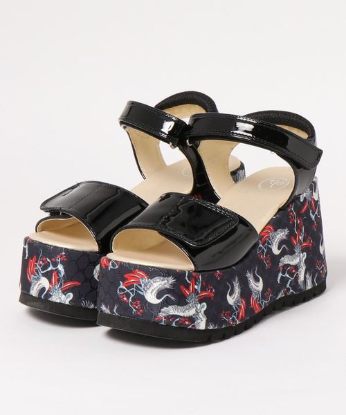 YOSUKE（ヨースケ）の「「YOSUKE/ヨースケ」フラット厚底サンダル（サンダル・レディース・カーキ/クリアブラック/ガンメタ/ベージュ/シルバー/ベージュ系その他/イエロー/ブラック×ブルー/ライトベージュ/オフホワイト/シルバー系その他/ブラック系その他3・LL/M/L/S）」の4枚目の写真