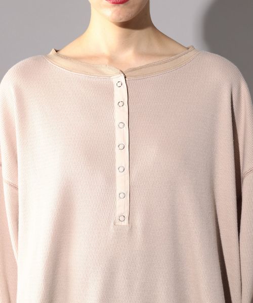 PAGEBOY（ページボーイ）の「ハニカムヘンリーネックプルオーバー（Tシャツ/カットソー・レディース・ベージュ/オフホワイト/ブラック/アイボリー・FREE）」の8枚目の写真
