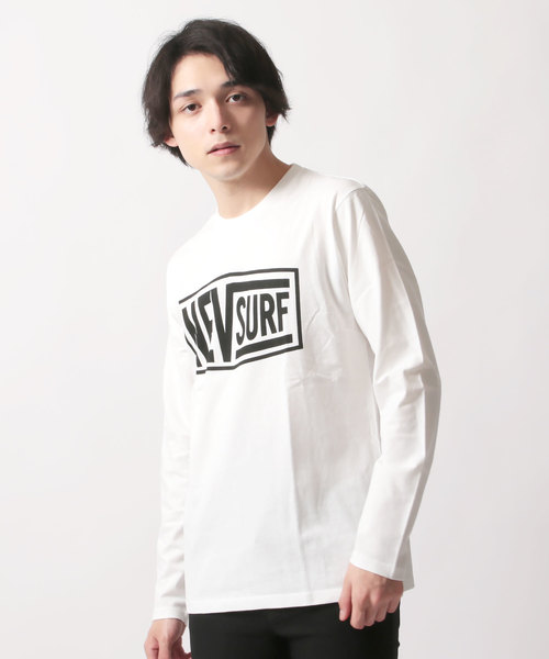 NEV(ネブ)の「プリント長袖Tシャツ ロンT カットソー(Tシャツ/カットソー・メンズ・ブラック/ネイビー/オフホワイト/ターコイズブルー/クリーム/ホワイト系その他/ブラック系その他/チャコール・M/L/XL)」の2枚目の写真