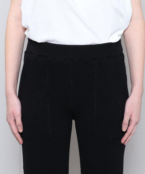 PHEENY（フィーニー）の「＜PHEENY＞BIG WAFFLE PANTS/パンツ（その他パンツ・レディース・ブラック/マスタード・1）」の6枚目の写真