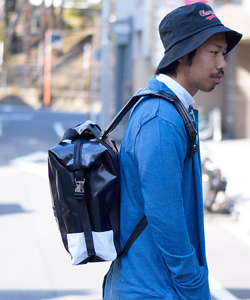 And A（アンドエー）の「INDIGO裏毛アトリエCOAT（ステンカラーコート・メンズ・インディゴブルー/サックスブルー・44/42）」の4枚目の写真