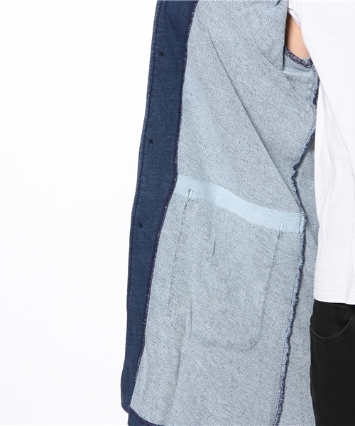 And A（アンドエー）の「INDIGO裏毛アトリエCOAT（ステンカラーコート・メンズ・インディゴブルー/サックスブルー・44/42）」の7枚目の写真