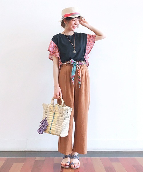 チチカカ（チチカカ）の「フリンジスクエアペーパーバッグ（かごバッグ・レディース・イエロー/ブルー・FREE）」の7枚目の写真