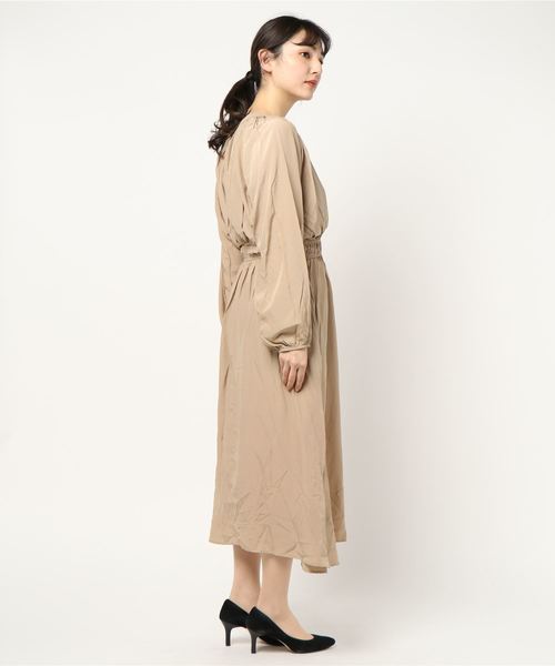 fifth（フィフス）の「スキッパーシャーリングワンピース（ワンピース・レディース・ベージュ/ピンク・MEDIUM）」の3枚目の写真