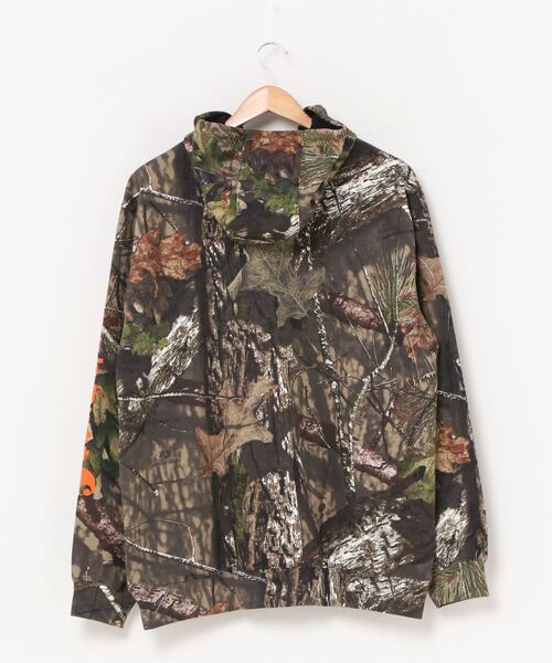 midweight camo sleeve logo hooded sweatshirt