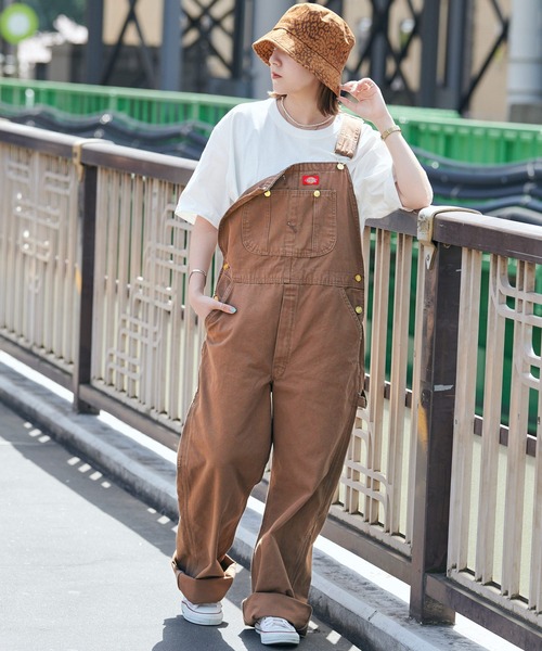 Dickies(ディッキーズ)の「Dickies/ディッキーズ Bib Overall ワイドオーバーオール(サロペット/オーバーオール・メンズ・ホワイト/ブラック/ブラウン/インディゴブルー/ブラウン系その他/ライトインディゴブルー/ストライプ・32inch/30inch/34inch)」の4枚目の写真