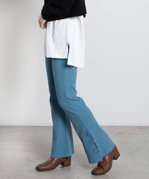 WEGO（ウィゴー）の「DISPARK/チャイナボタンリブパンツ（スラックス・レディース・ブラック/パープル/ブルー・FREE）」の3枚目の写真