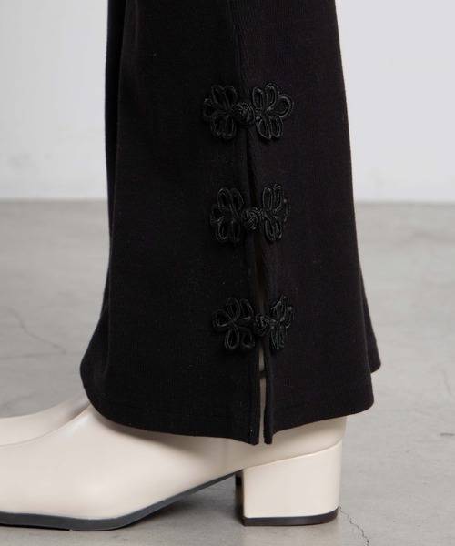 WEGO（ウィゴー）の「DISPARK/チャイナボタンリブパンツ（スラックス・レディース・ブラック/パープル/ブルー・FREE）」の16枚目の写真