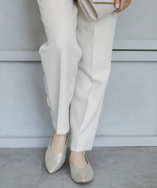 chocolates（チョコラテス）の「ストレッチ ポインテッドＶカットパンプス【日本製】（パンプス・レディース・アイボリー/ベージュ/ブラック/ゴールド系・24.5cm/23.5cm/22.5cm/23cm/25cm/24cm/22cm）」の20枚目の写真