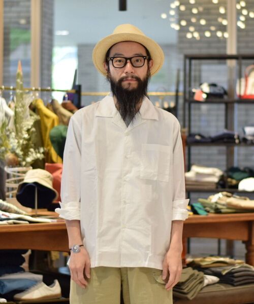 SHIPS(シップス)の「SHIPS: スーピマコットン タイプライター オープンカラーシャツ(シャツ/ブラウス・メンズ・ホワイト/ネイビー/ベージュ/グレー・SMALL/MEDIUM/LARGE)」の6枚目の写真