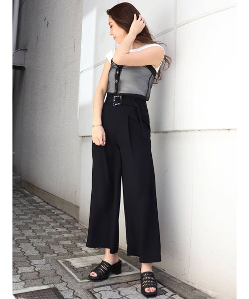 MURUA（ムルーア）の「タックワイドパンツ（その他パンツ・レディース・ブラック/グレー/イエロー/アイボリー・1/2）」の6枚目の写真