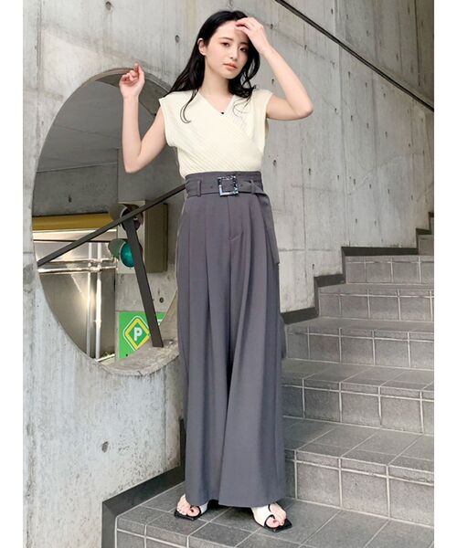 MURUA（ムルーア）の「タックワイドパンツ（その他パンツ・レディース・ブラック/グレー/イエロー/アイボリー・1/2）」の19枚目の写真